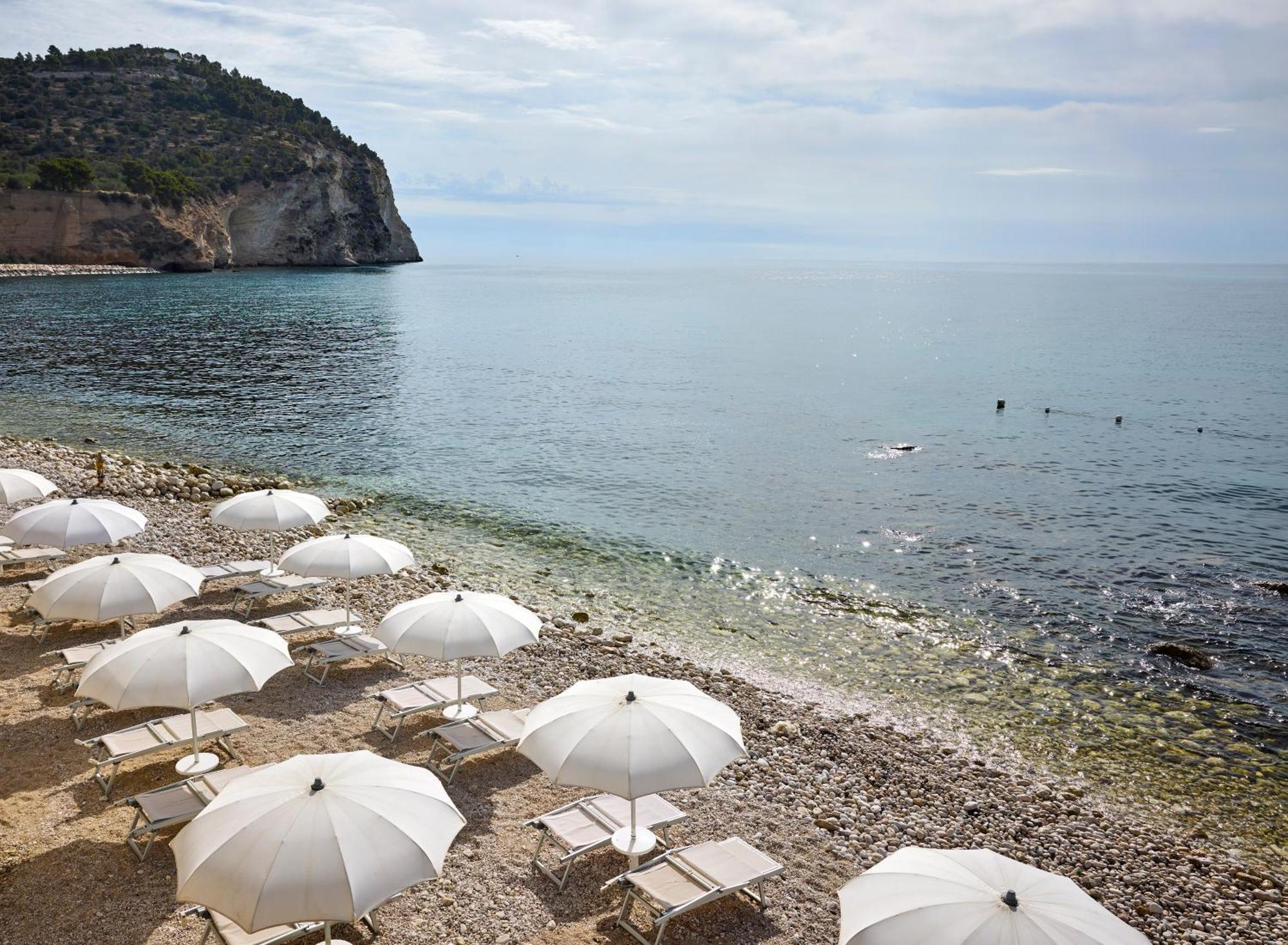 La Casa E Il Mare, Private Bay Hotel Mattinata Exteriör bild